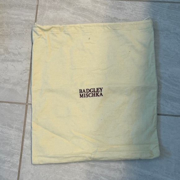 Badgley Mischka Sapphire Embellished Heels - Picture 5 of 7